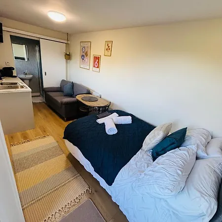 The Hideaway With Hot Tub Σπίτι διακοπών *